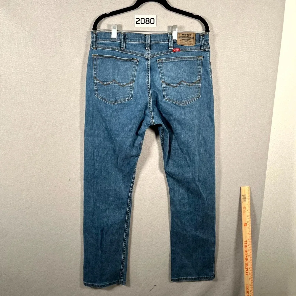 Wrangler Straight Fit Jeans Mens 34x32 Blue Denim Cotton‎ Stretch Medium Wash
